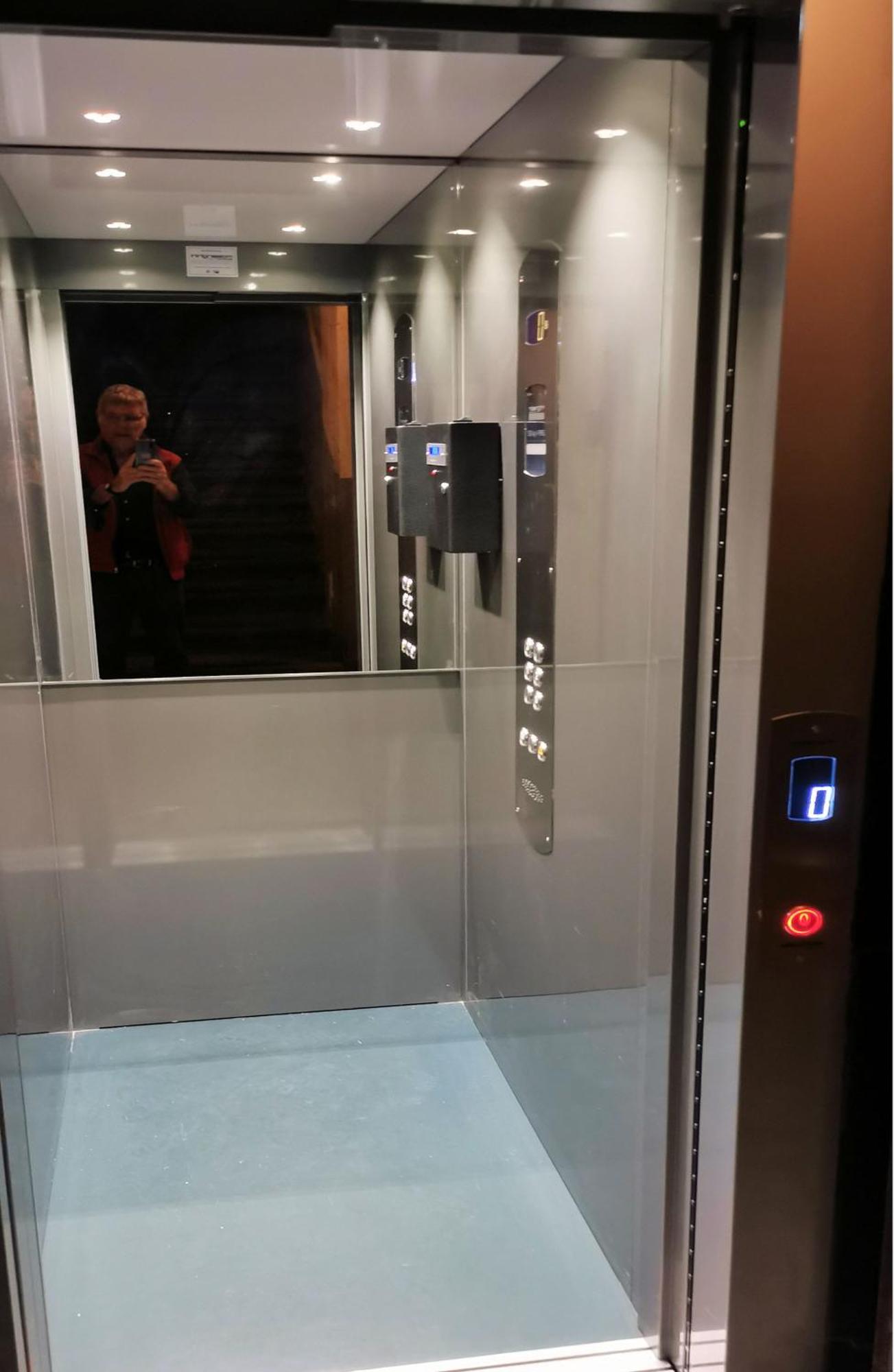 Apartment Casetta Correra Relax Con Terrazzo E Confortevole Smart Working Nel Centro Di Naples